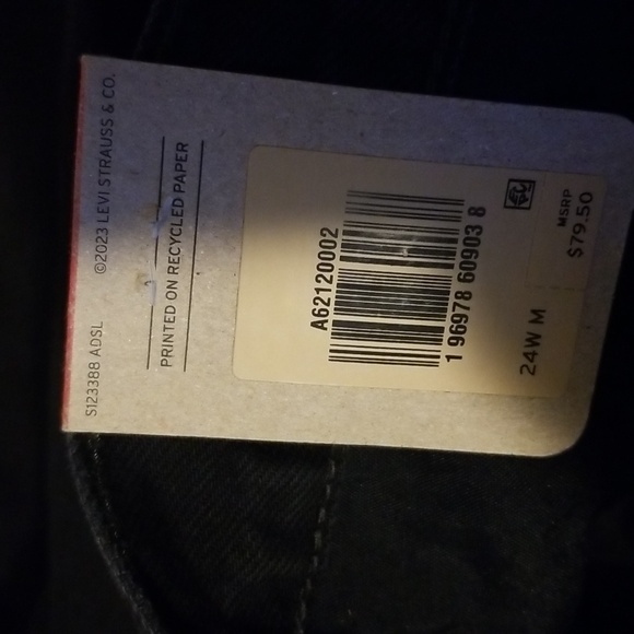 NWT Levi's Wide Leg Jeans - Picture 11 of 11